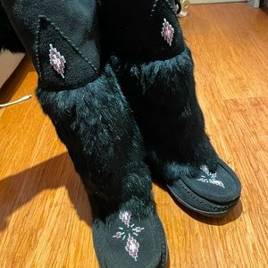 Brand new tall moccasins with fur